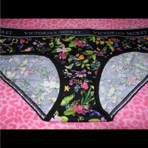 Victoria’s Secret Hiphugger 6/$60